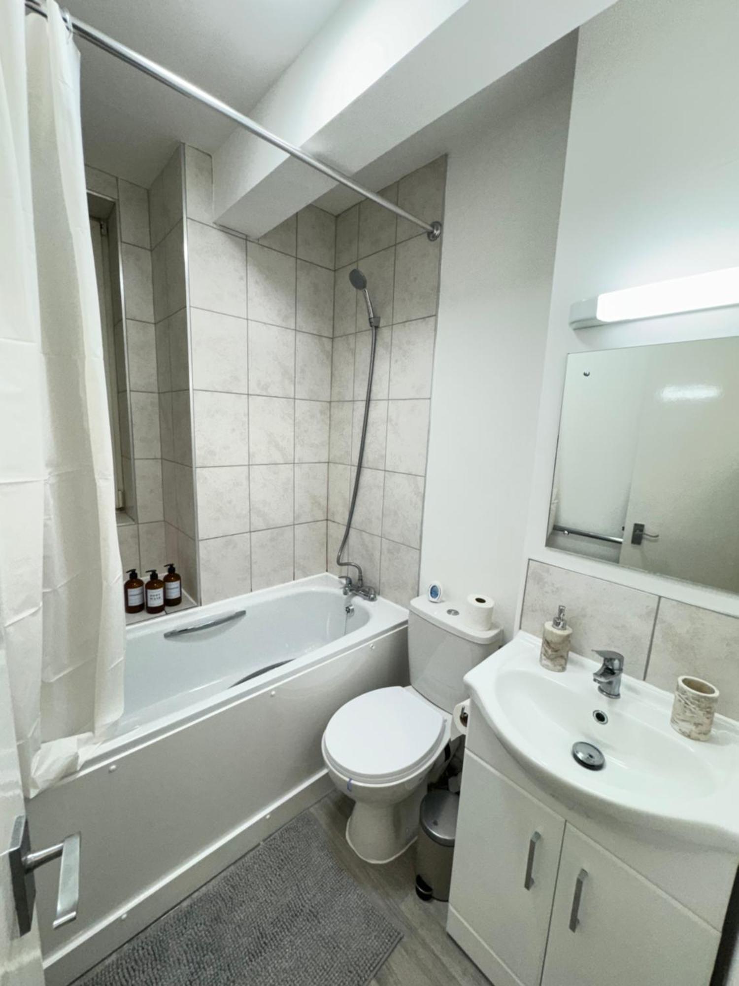 Spacious - South Kensington - Harrods Апартаменты